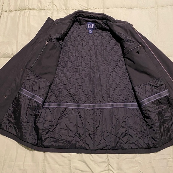 Like New! Men’s Gap Long Coat - Picture 9 of 10
